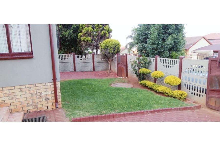 3 Bedroom Property for Sale in Tlhabane West North West